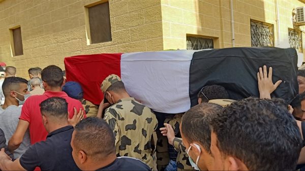 تشييع جثمان جندي