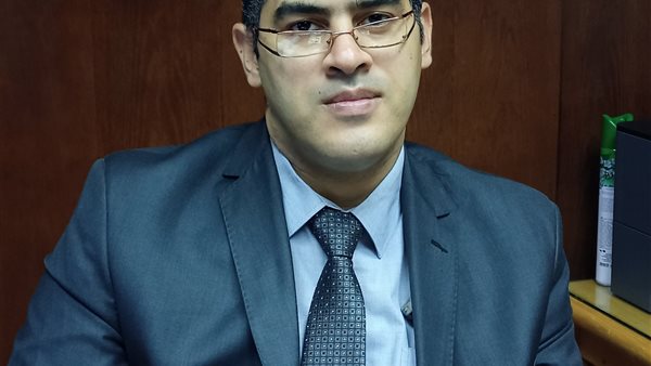 الدكتور محمد النادي