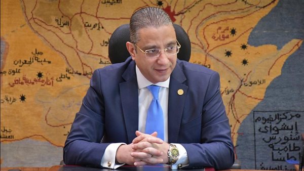 الدكتور أحمد الأنصاري