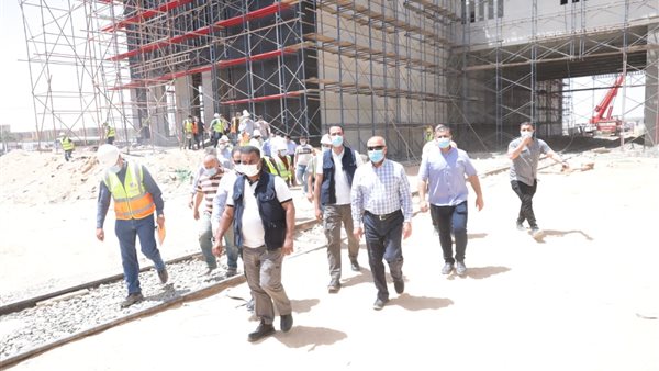 جانب من جولة وزير