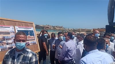خلال جولته التفقدية.. رئيس الوزراء يشدد على سرعة استكمال المشروعات بالغردقة