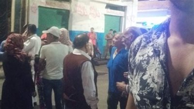 أهالي مأوى الجنينة بالإسكندرية بعد انهيار أجزاء من مسكنهم: 