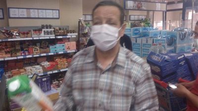 ضبط لانشون وسجق غير صالحة للاستهلاك الآدمي في حملة تموينية ببنها (صور) 