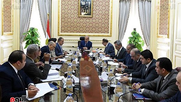  اللجنة الرئيسية