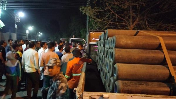 أسطوانات أكسجين بشبين