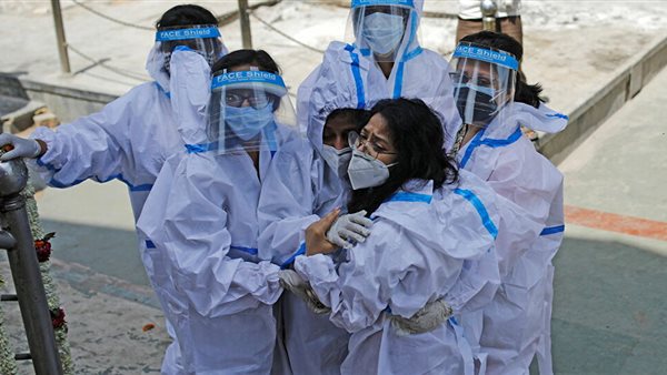 فيروس كورونا بالهند