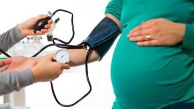 احذري من ارتفاع ضغط الدم أثناء الحمل يسبب قلة نمو الجنين