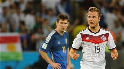 اللعب بجوار ميسي.. جوتزه يكشف عن حلمه في كرة القدم