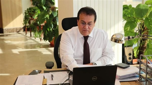 الدكتور خالد عبد