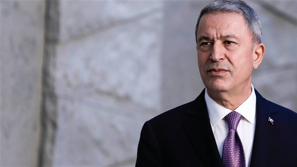 وزير الدفاع التركي