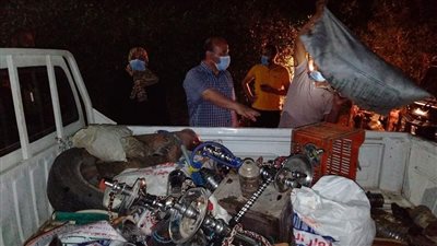 تحرير 30 مخالفة ارتداء كمامة وضبط 40 شيشة خلال حملة ليلية بمركز السادات