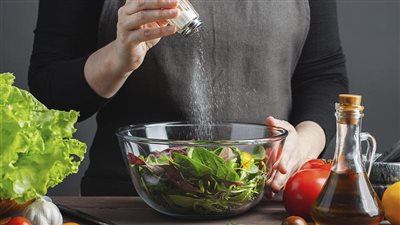 تعرف على أضرار تناول الطعام المملح