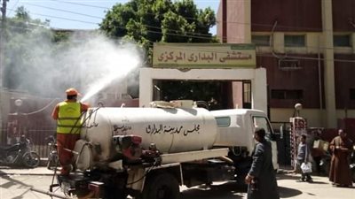 تعقيم 216 مبنى حكومي و80 مستشفى و239 شارعًا ضمن إجراءات مواجهة كورونا بأسيوط