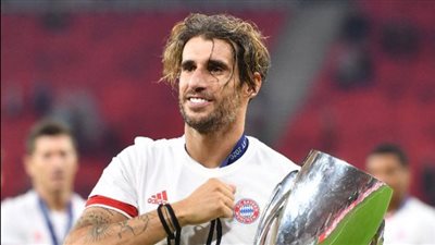 أول تعليق من مارتينيز بعد إعلان رحيله عن بايرن ميونخ