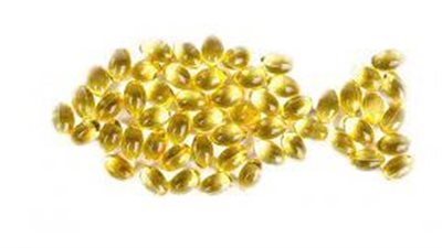 يعزز صحة القلب والبشرة.. أبرز فوائد استهلاك زيت السمك