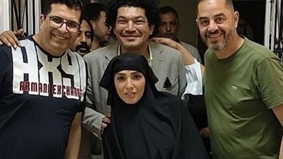 الاحتفال بانتهاء تصوير 