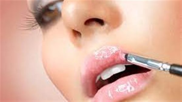  نصائح للعناية بالشفتين
