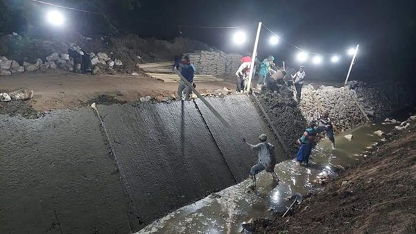 تبطين الترع في قرى