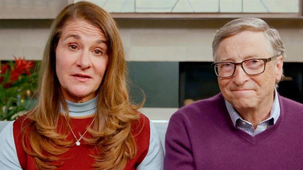 بيل جيتس وزوجته 