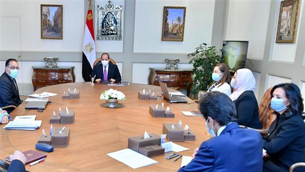 السيسي خلال اجتماع