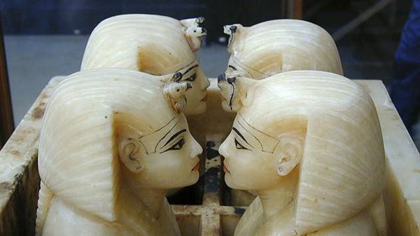  ترميم قطع الألباستر