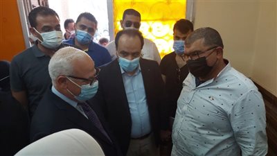 بدون زحام.. تطعيم 150 مواطنًا ضد كورونا بمركز وحدة صحة المسنين ببورسعيد