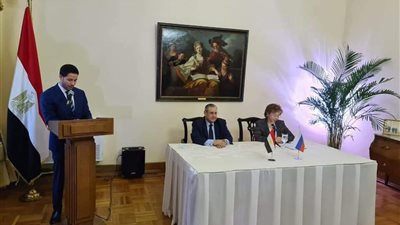 مصر وروسيا توقعان إعلان النوايا لتدشين عام التبادل الإنساني بين البلدين