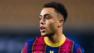 تفاصيل جديدة بشأن إصابة ديست مع برشلونة