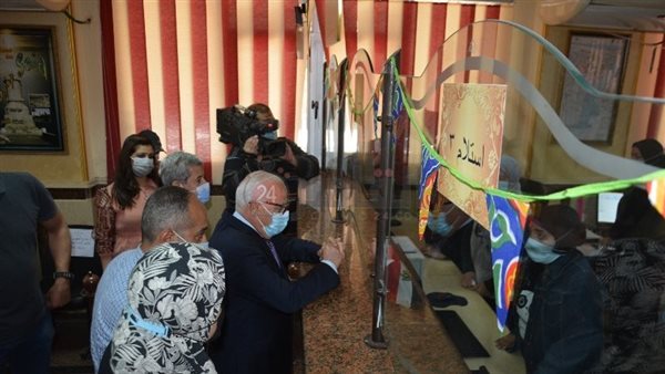 محافظ بورسعيد يتابع