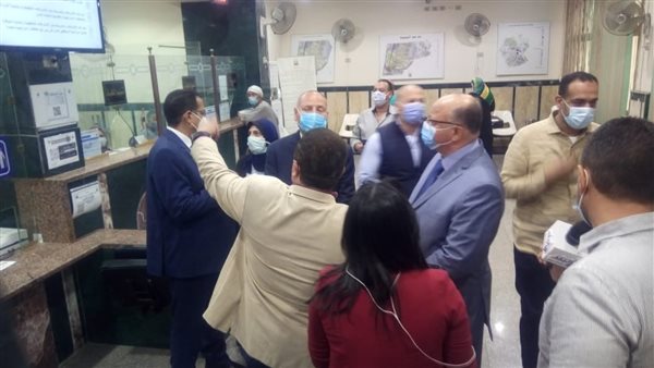 محافظ القاهرة اللواء