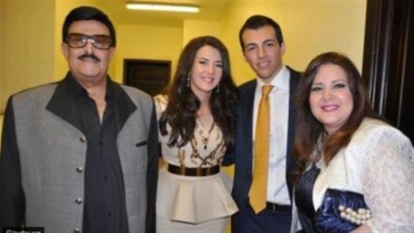 سمير غانم ودلال عبد