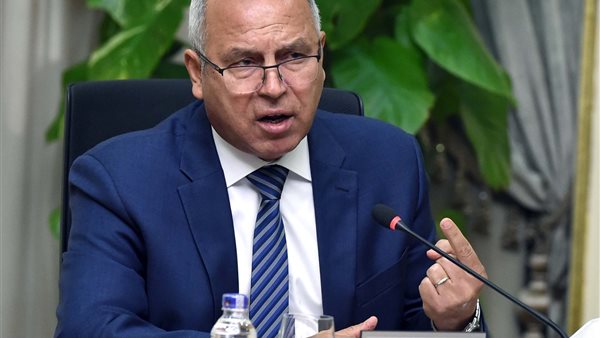 وزير النقل كامل الوزير