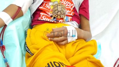 والد طفل مصاب بفشل كلوي بالأقصر يناشد الصحة: 