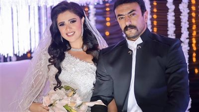 إصابة أحمد العوضي وياسمين عبد العزيز بفيروس كورونا