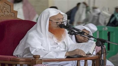 ترك القضاء للتدريس في الحرم.. من هو الشيخ عبدالرحمن العجلان المتوفى اليوم؟