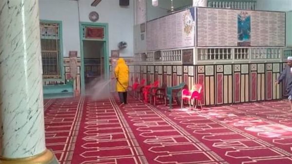 تعقيم المساجد بحي