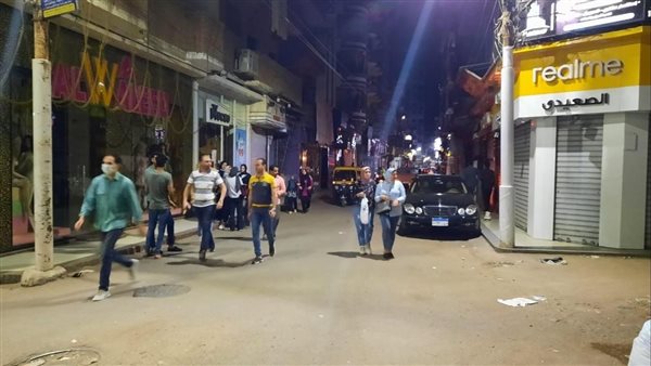 غلق المحال في التاسعة