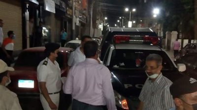 حي شرق أسيوط يحرر 31 محضرا خلال حملة ليلية لمتابعة مواعيد الغلق