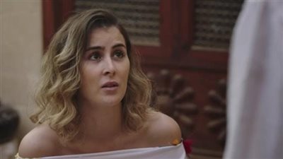 عائشة بنت أحمد مريضة بالسرطان وفرصة بقائها على الحياة ضئيلة.. مسلسل لعبة نيوتن الحلقة 25