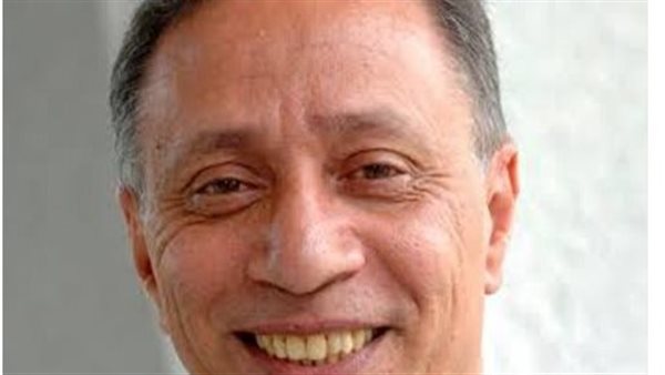 دكتور إبراهيم عوض