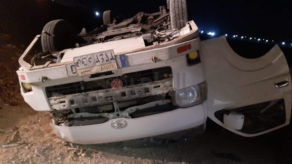 انقلاب ميكروباص على