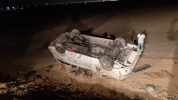 انقلاب ميكروباص على