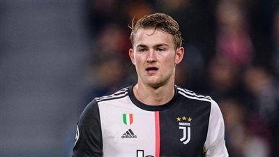 يوفنتوس يغلق الباب أمام كبار أوروبا بشأن دي ليخت