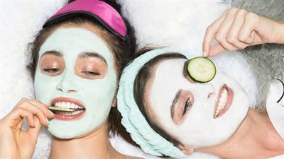 أفضل ماسكات للحصول على بشرة مشرقة في العيد