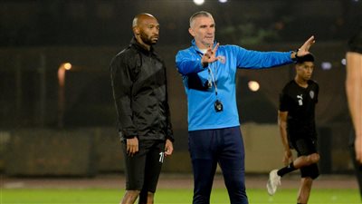 جلسة بين مدرب الزمالك وأوباما وتدريبات تأهيلية لشيكابالا