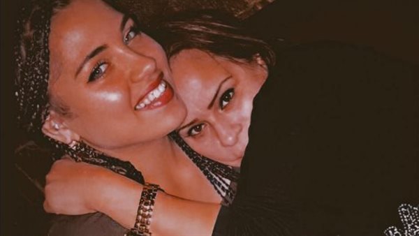 نادية العراقية وابنتها