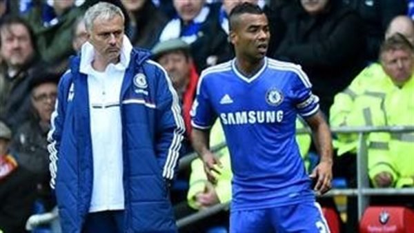 أشلي كول ومورينيو