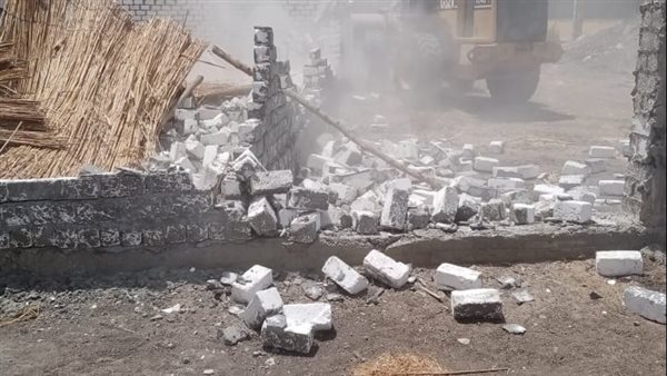 إزالة تعديات بالبحيرة