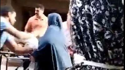 ألقاها والدها من الطابق الثالث.. ننشر صورة طفلة العياط 