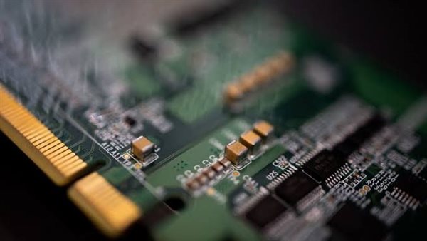 الرقائق الإلكترونية